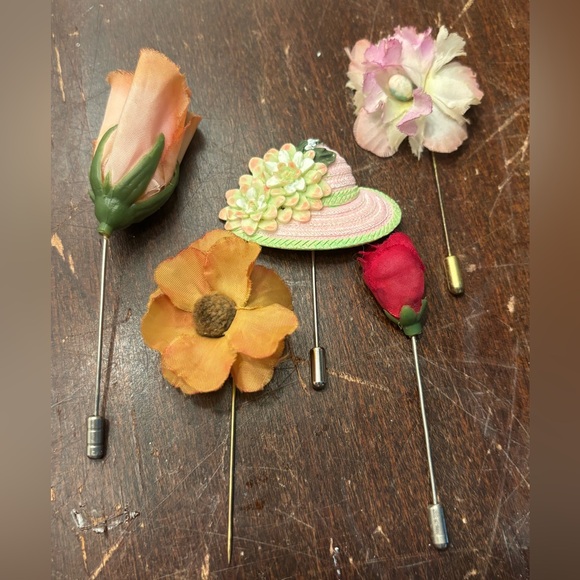Vintage Jewelry - Vintage lot of silk flower hat pins